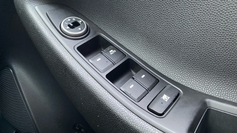 Hyundai i20 1.2 MPi SE 5dr Petrol Hatchback